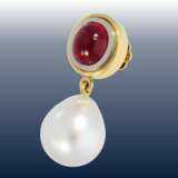 Ohrschmuck: äußerst hochwertige Goldschmiedearbeit mit Perlen sowie feinem Smaragd und Rubin - Foto 2