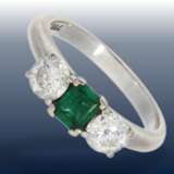 Ring: vintage Smaragd/Brillant-Goldschmiedering, ca. 0,8ct Brillanten - Foto 1