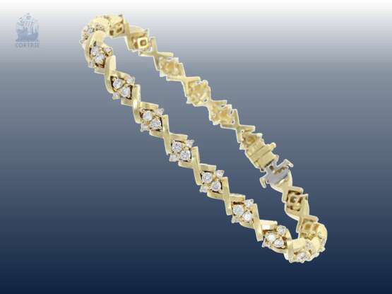 ArmbanDurchmesser: vintage Diamant-Armband mit reichhaltigem Brillantbesatz von ca. 2,8ct, solide Handarbeit aus 18K Gold - фото 2