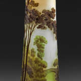 Große Gallé-Vase mit Landschaftsdekor - фото 1