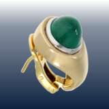 Ohrschmuck: ausgesprochen dekorative und hochwertige Smaragd/Saphir-Goldschmiedeohrclips, neuwertig aus Juweliers-Nachlass - фото 3
