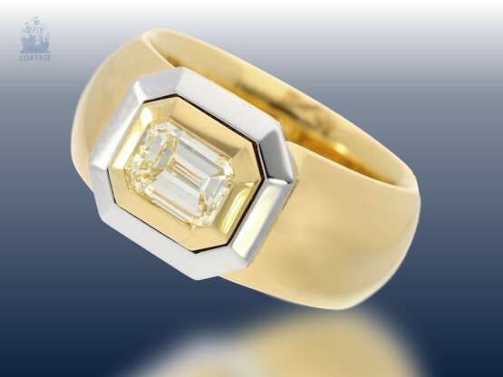 Ring: massiver und ehemals sehr teurer Diamant-Goldschmiedering, feiner Baguette-Diamant von 1,1ct, Handarbeit, 18K Gold - photo 1