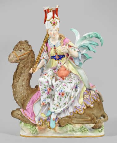 Große allegorische Figurengruppe "Asien" - photo 1
