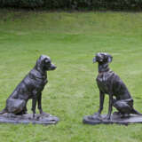 Paar Jagdhunde als Parkskulpturen - фото 1