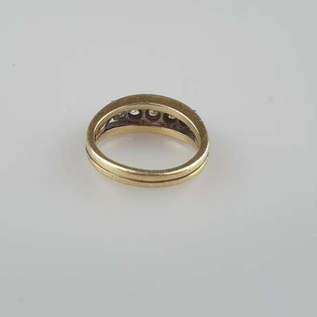 Diamantring - Gelbgold 585/000 (14 K), gestempelt, Ringkopf bes - Foto 4