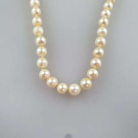 Perlenkette mit Goldschließe - einreihige Kette aus 56 Zuchtper - Foto 4