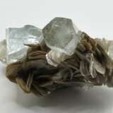 Natural Aquamarine Muscovite Crystal - hexagonal & rough earth - фото 4