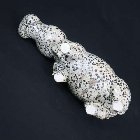 Tierplastik Nilpferd - Dalmatinerstein, geschnitzt, glatt polie - photo 7