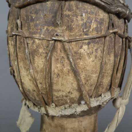 Afrikanische Trommel "Djembe" - wohl Westafrika um 1900, Becher - фото 5