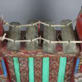 Metallophon - Indonesien, großes Klanginstrument, reich geschni - Foto 2