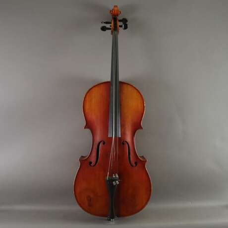 Cello - 4/4 Größe, Italien, 20. Jh., auf gedrucktem Faksimile-Z - photo 1