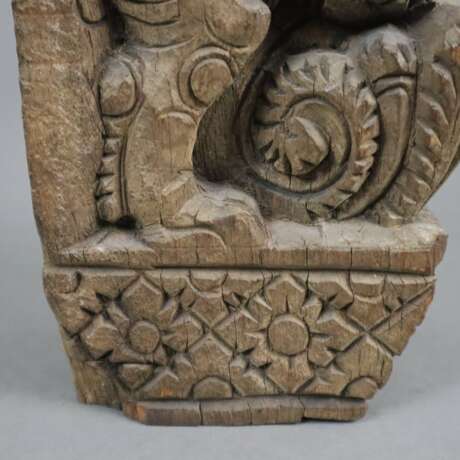 Möbel-Zierfragment mit Löwenmotiv - Indien, Holz geschnitzt, wo - photo 7