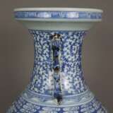Blau-weiße Bodenvase - China, späte Qing-Dynastie, Tongzhi 1862 - фото 14