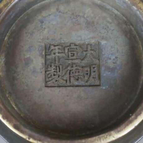 Weihrauchbrenner aus Bronze - China, Qing-Dynastie, zylindrisch - Foto 6