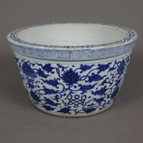Blau-weißer Cachepot - China, zylindrische, leichte ausgestellt - фото 1
