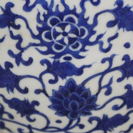 Blau-weißer Cachepot - China, zylindrische, leichte ausgestellt - фото 7