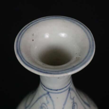 Flaschenvase - China, vom Typ „Yuhuchun“, Porzellanvase mit bir - Foto 5