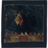 Altperuanisches Textilfragment mit Stickerei - photo 1
