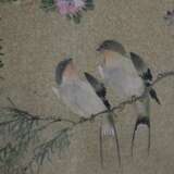 Fächerblatt - China, feine Malerei auf Seide: Vogelpaar auf blü - фото 3