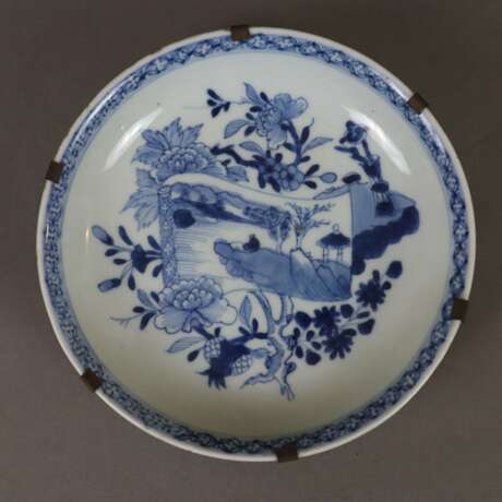 Zwei kleine Teller - China, späte Qing-Dynastie, jeweils bemalt - photo 2