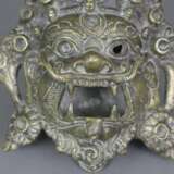 Mahakala-Räuchergefäß - Bronzeguss, auf drei Standfüßen auflieg - photo 2