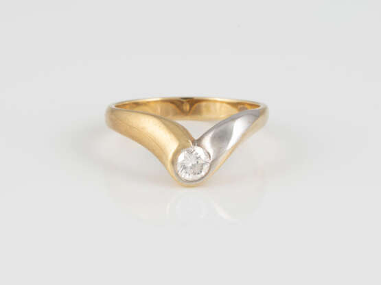 BRILLANT-RING Gelbgold,, Weißgold. Ringmaß ca. 57,5, Ges.- - Foto 1