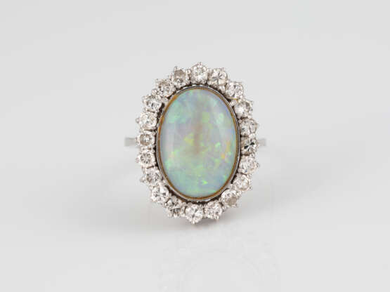 OPAL-RING MIT BRILLANTEN Weißgold. Ringmaß ca. 55, Ges.-Ge - photo 1