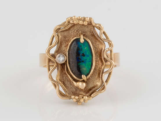 OPAL-RING Gelbgold. Ringmaß ca. 61, Ges.-Gew. ca. 7,2 g. G - Foto 1