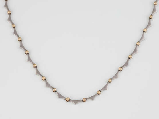 COLLIER Gelbgold, Weißgold. L. 45,5 cm, Ges.-Gew. ca. 21 g - фото 1