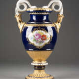 GROSSE KOBALTBLAU SCHLANGENHENKELVASE Deutsch, Meissen, 19 - photo 1