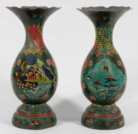 Cloisonné-Vase mit "Hundert Hirsche"-Dekor - photo 1