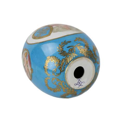 Grand oeuf de P&acirc;ques en porcelaine. Porcelain Hand Painted Gilding Neo-baroque 20th century г. - фото 6