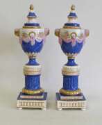 Period of Louis XVI. Paire de vases