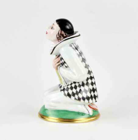 Figurine en porcelaine Pierrot. Hackefors Porcelain 20th century - photo 3