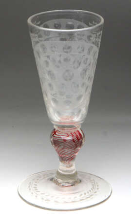 hochbedeutender Glas Pokal Böhmen um 1700 - фото 1