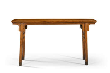 A RARE HUANGHUALI RECESSED-LEG TABLE