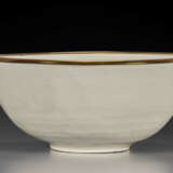 A SMALL CARVED DING `LOTUS` BOWL - photo 2