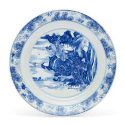 A BLUE AND WHITE &#39;LANDSCAPE&#39; DISH