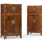 A PAIR OF HUANGHUALI MINIATURE COMPOUND CABINETS AND HAT CHESTS - фото 1