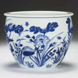 A BLUE AND WHITE `AUSPICIOUS FLOWERS AND BIRDS` JARDINI&#200;RE - photo 2