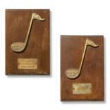 Two Down Beat awards presented to Charlie Parker for ‘Favorite Soloist: First Place’ and ‘Alto Sax: First Place’, 1952 - Foto 1