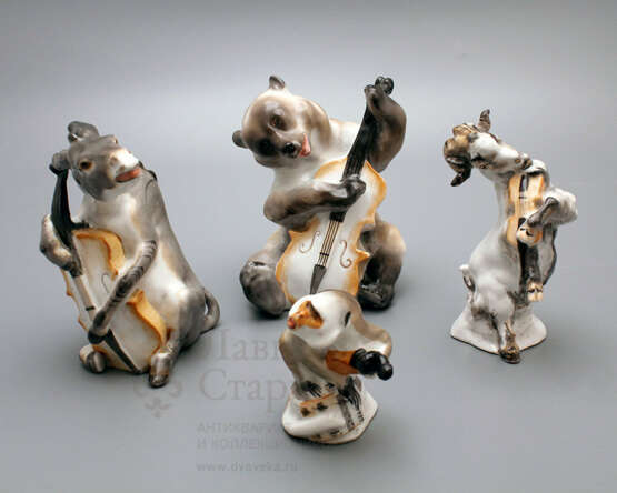 „Die Komposition von Porzellanfiguren Quartett nach der Fabel von Krylow LFZ Bildhauer Spatzen B. Ich“ - Foto 1