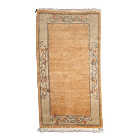Teppich. NEPAL, 20. Jahrhundert, ca. 165x91 cm. - фото 1
