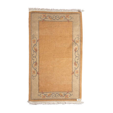Teppich. NEPAL, 20. Jahrhundert, ca. 165x91 cm. - Foto 2
