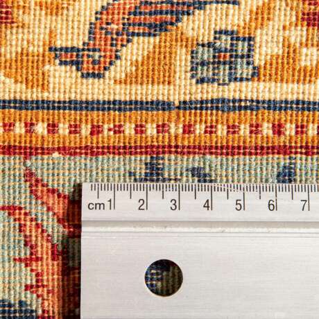Orientteppich. SARUK/PERSIEN, 20. Jahrhundert, - photo 4