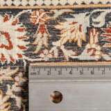 Zwei Orientteppiche aus Seide. 20. Jahrhundert, jeweils ca. 93x62 cm. - photo 5