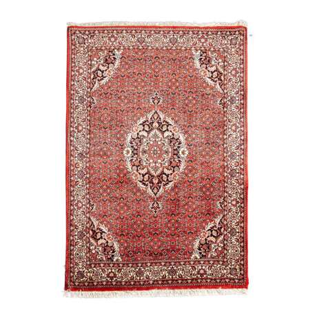 Orientteppich. HALWAI-BIDJAR/WEST-PERSIEN (IRAN), 20. Jahrhundert, ca. 167x112 cm. - фото 1