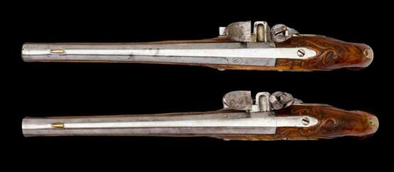 Ein Paar Steinschloss-Pistolen, deutsch oder böhmisch 18. Jahrhundert - фото 5