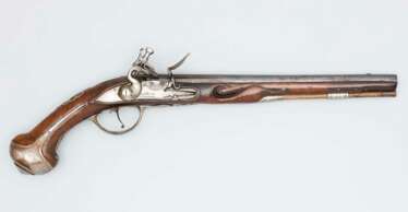 Lange Steinschloss-Pistole von Jean Hicnar aus Leeuwarden/Niederlande um 1720