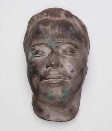 Totenmaske des ermorderten österreichischen Bundeskanzlers Dr. Engelbert Dollfuß - Foto 1